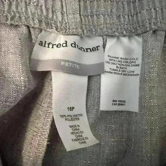 Like New Light Gray Alfred Dunner Pull on Pants - Picture 3 of 4